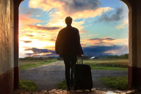 一人暮らしを始める男性