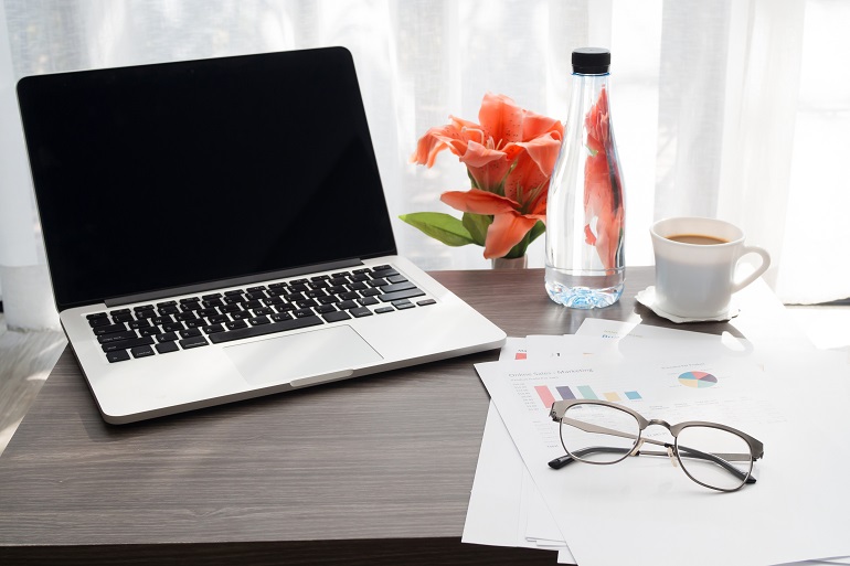 モバイルWi-Fiは持ち運びしやすい