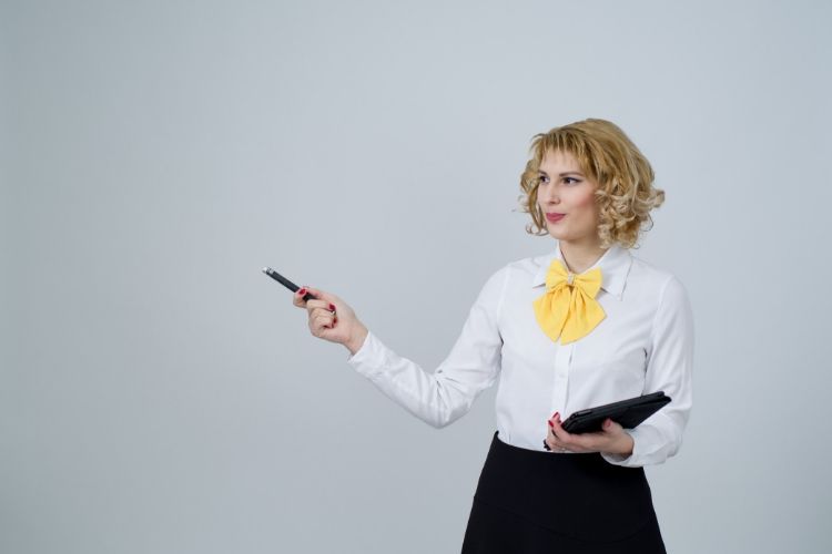 Wi-Fi Directが使えるのかを知るには説明書を読みましょう。