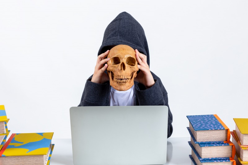 フリーWiFiを使う時の注意点