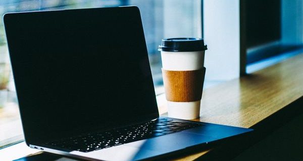 光回線が高い原因と選び方に失敗しないポイントをそれぞれ紹介