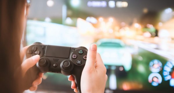 モバイルWi-Fiは自宅でも使える？メリット・デメリットを徹底解説