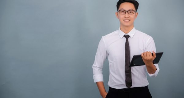 光回線の解約では違約金が発生する！違約金を抑えるにはどうすれば良いのか