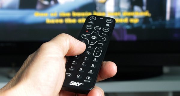 Wi-Fiとテレビを繋げる方法を徹底解説！ テレビ生活が今より楽しくなる