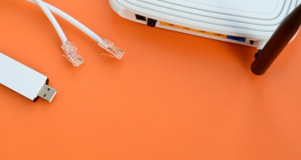 WiMAXとLTEの違いとは？オプション加入はおすすめ？