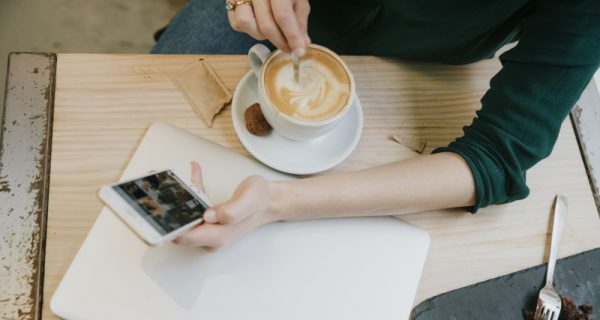 WiMAXが圏外に！解約前に試すべき6つの解決策