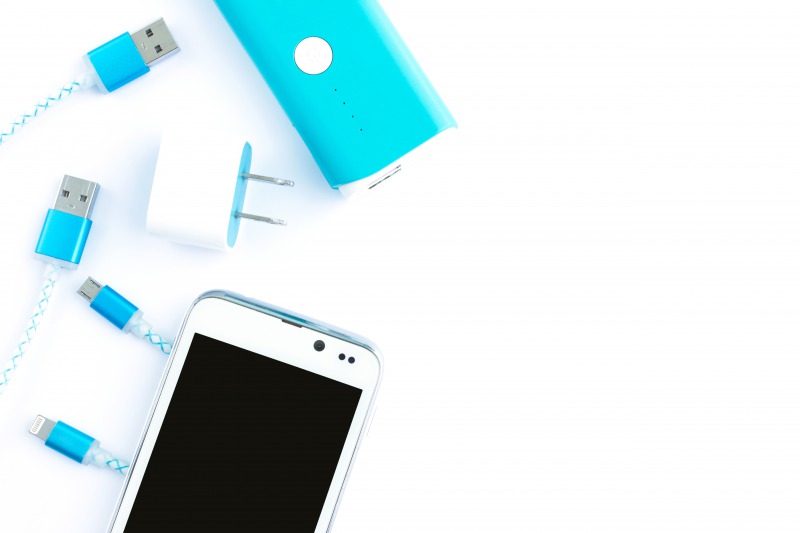 スマホと繋ぐモバイルWi-Fi契約期間にも注目する