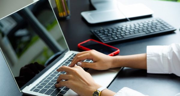 【解決】テザリングが遅い！原因と改善方法6選を徹底解説