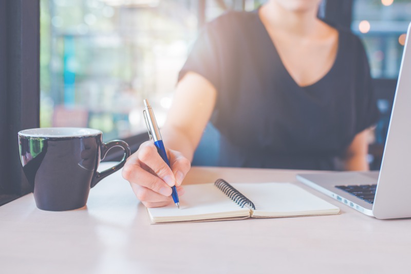 昼夜問わずWiFiが遅い・切れる原因は？